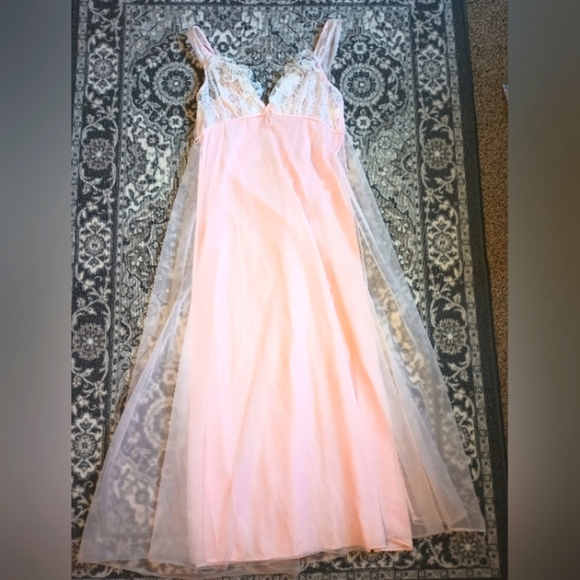 Radcliffe Dresses & Skirts - Vintage Radcliffe Pink Tulle Lace Gown Small Maxi Fairy Coquette Regencycore